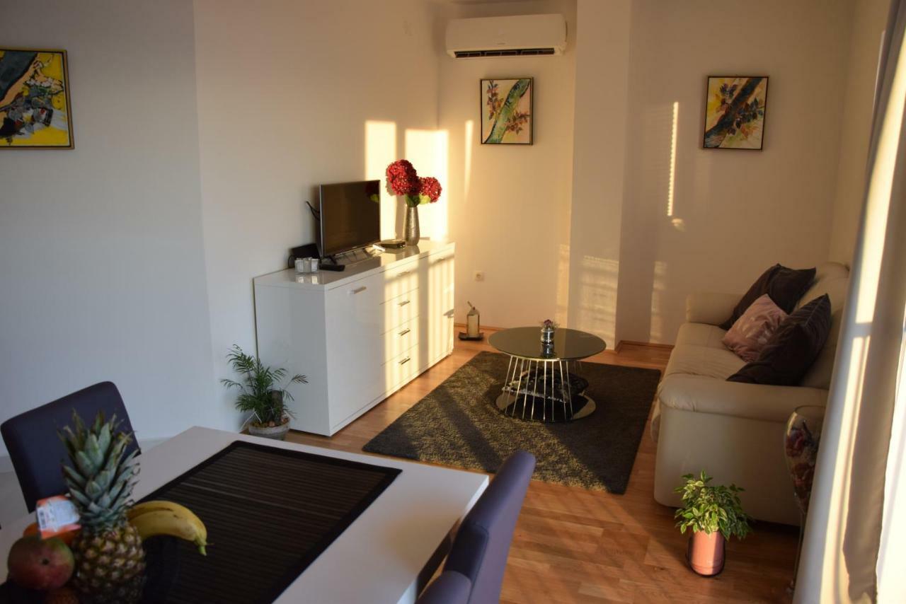 App Lu 5 Apartment Novi Vinodolski Exterior photo
